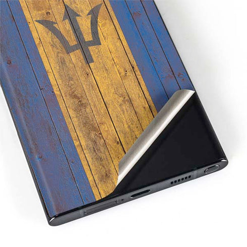 Barbados Flag Dark Wood Galaxy S22 Ultra Skin